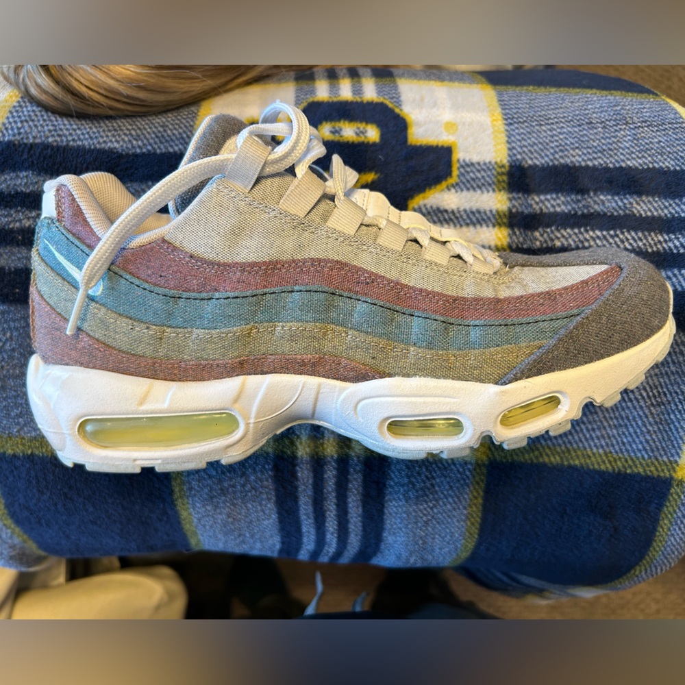Nike AirMax 9.5
